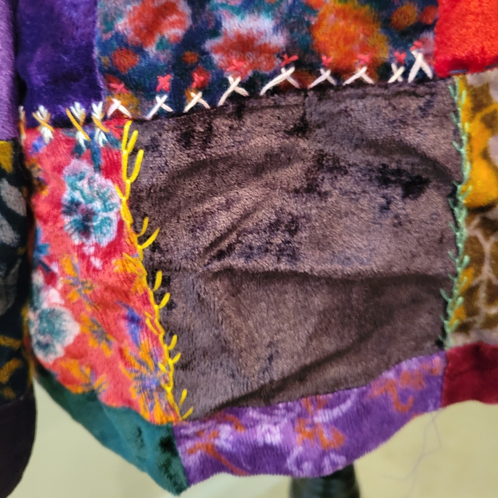 Gorgeous Velvet Patchwork Blazer. - image 8